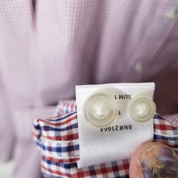 Untuckit red blue wrinkle free plaid shirt - Picture 7 of 9